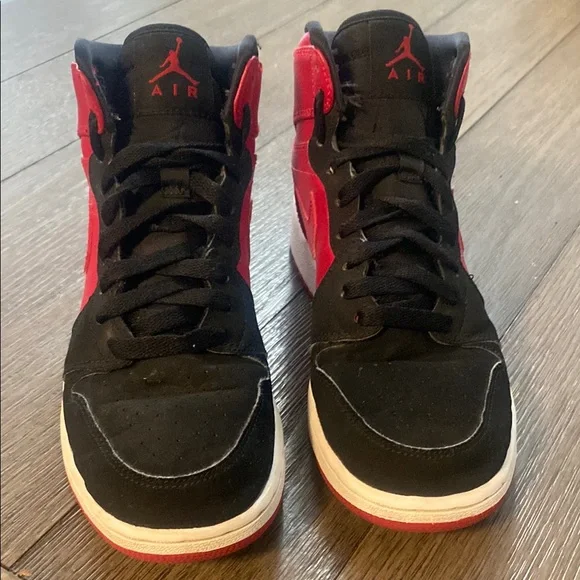 Nike Air Jordan 1 High “Red Black” Sneakers - Picture 2 of 11